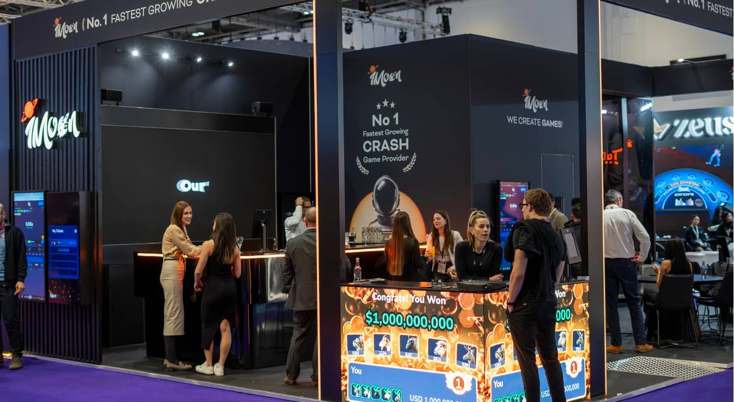 iMoon Elevates Gaming Experience at ICE London 2024 with 'Crash Royale' Showcase - 3